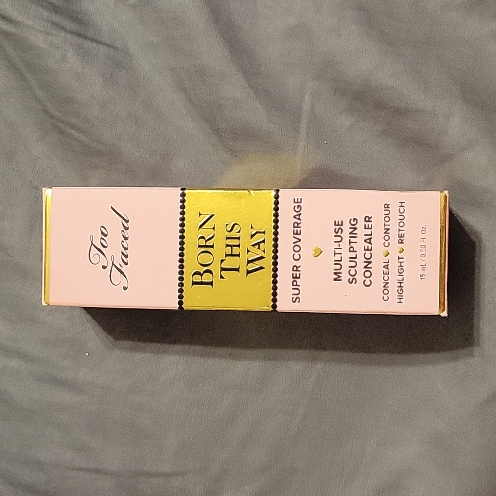 TooFaced Born This Way Super Coverage Concealer - Golden